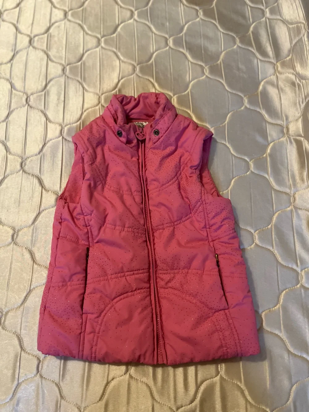 The Children’s Place Girls Pink Sparkle Puffer Vest – Size 5/6